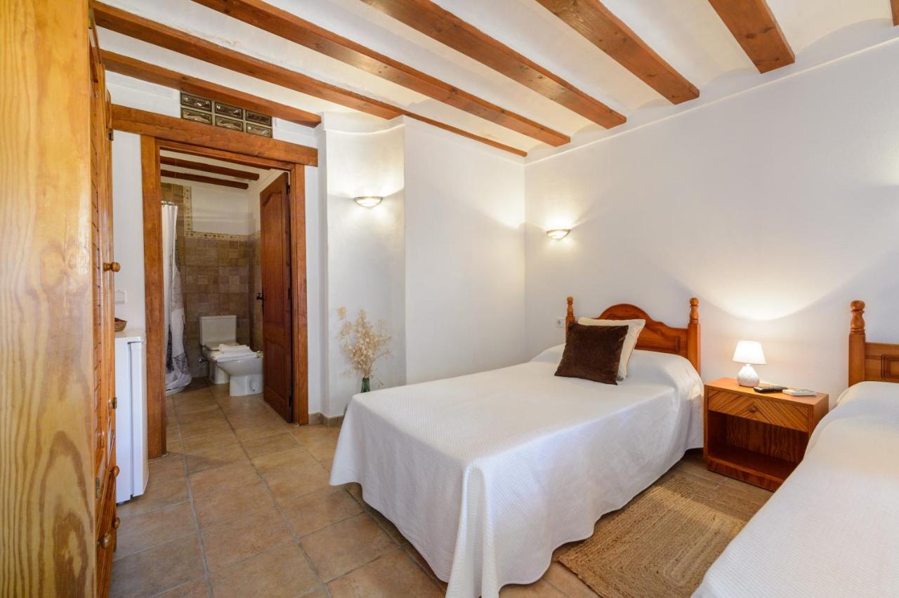 סאנט קארלס דה פראלטה Agroturismo Rural Can Prats חדר תמונה